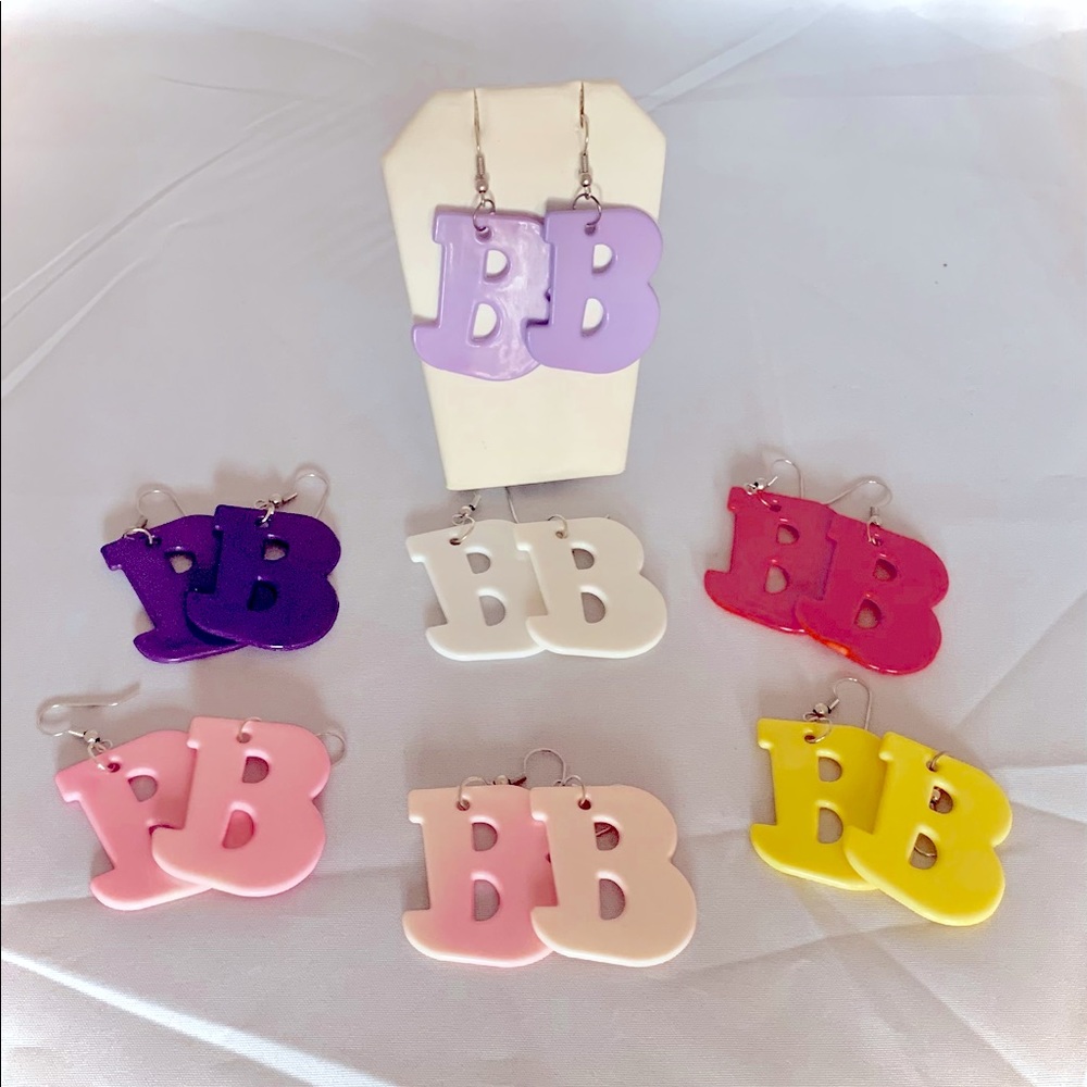 ✨BB EARRINGS FOR SALE✨.